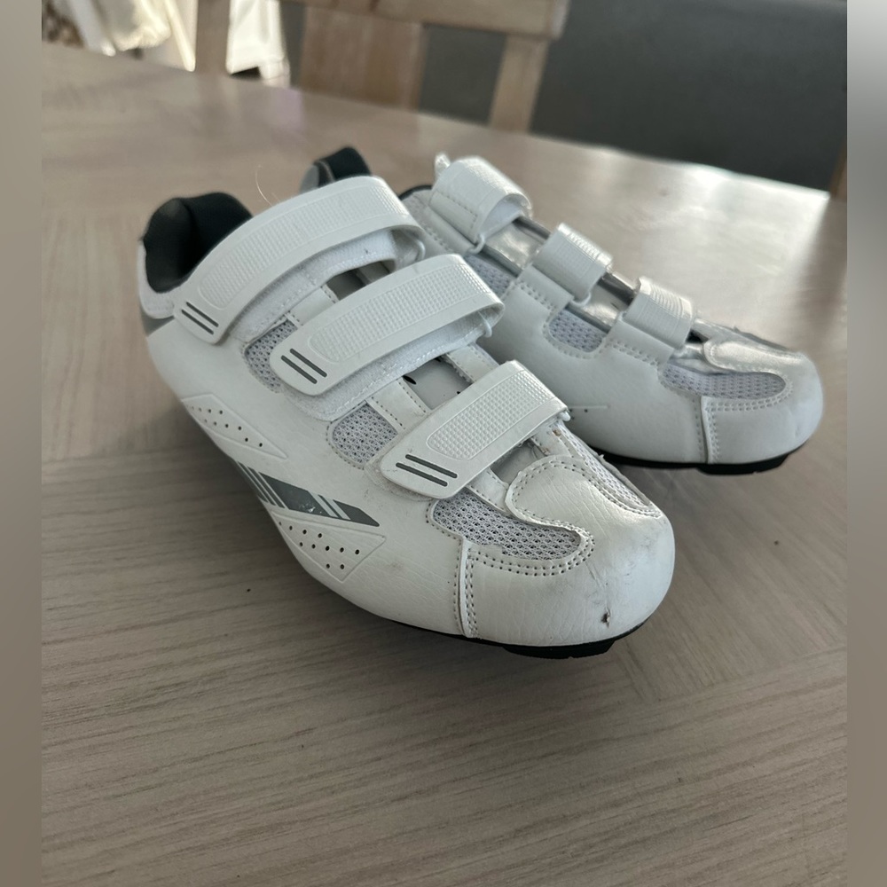 Tomasso Spin/Cycle shoes size 7.5 women’s